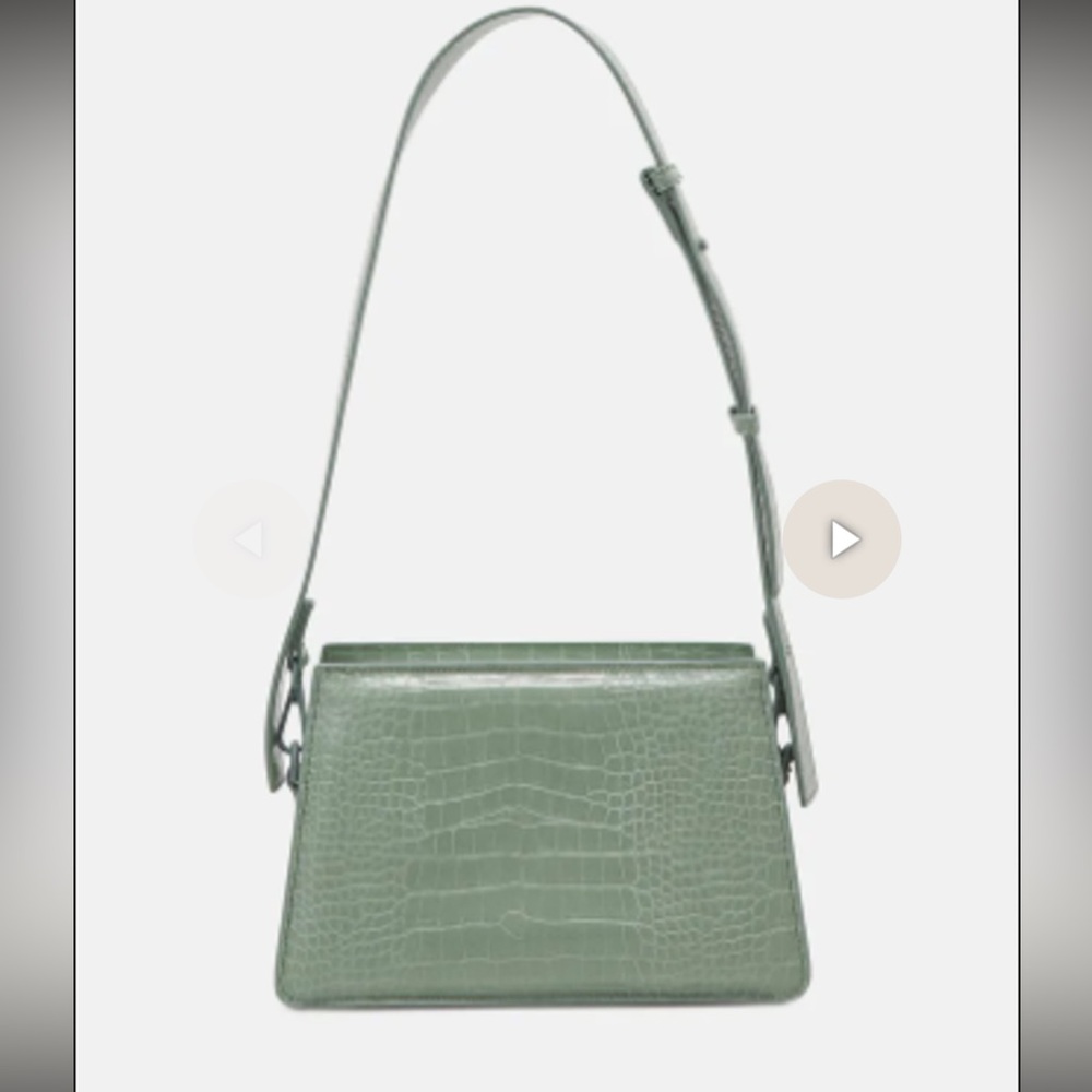HVISK COMET MATTE CROCO BAG - GREEN
INDICATOR